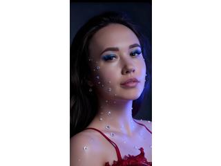 Klikni zde a chatuj s modelkou! Julia19