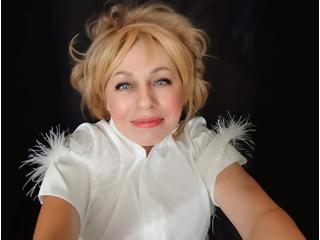 Klikni zde a chatuj s modelkou! SusieNoreen