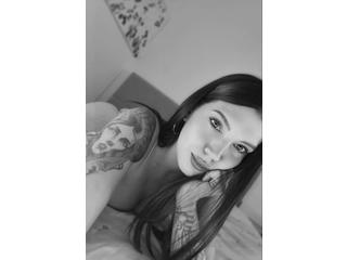 Klikni zde a chatuj s modelkou! Angelsweetshy