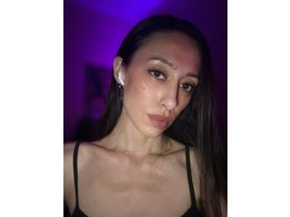 Klikni zde a chatuj s modelkou! BellaNight